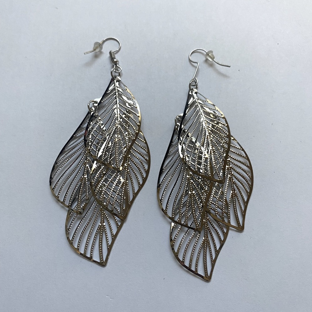 3.5 inch silver dangling leaf earrings